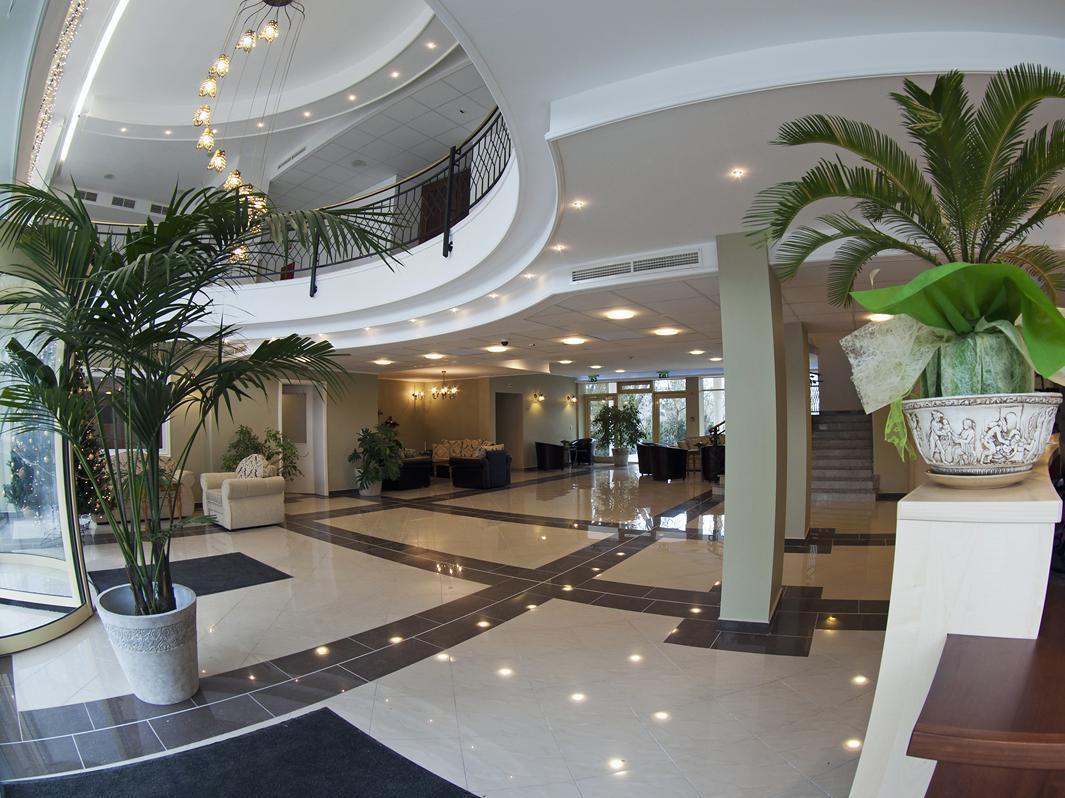 Calimbra Wellness Hotel Superior Мішкольц Екстер'єр фото